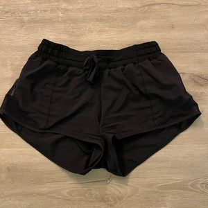 Lululemon Hotty Hot Shorts (original style)